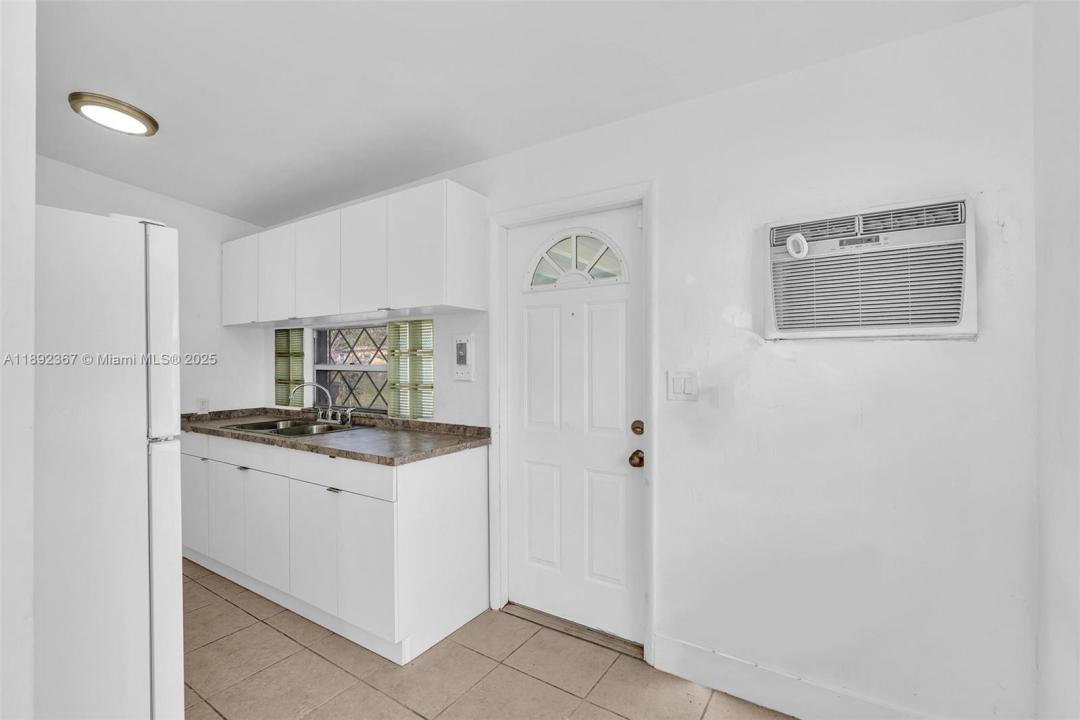 137 NW 29th Ave, Fort Lauderdale, Florida 33311