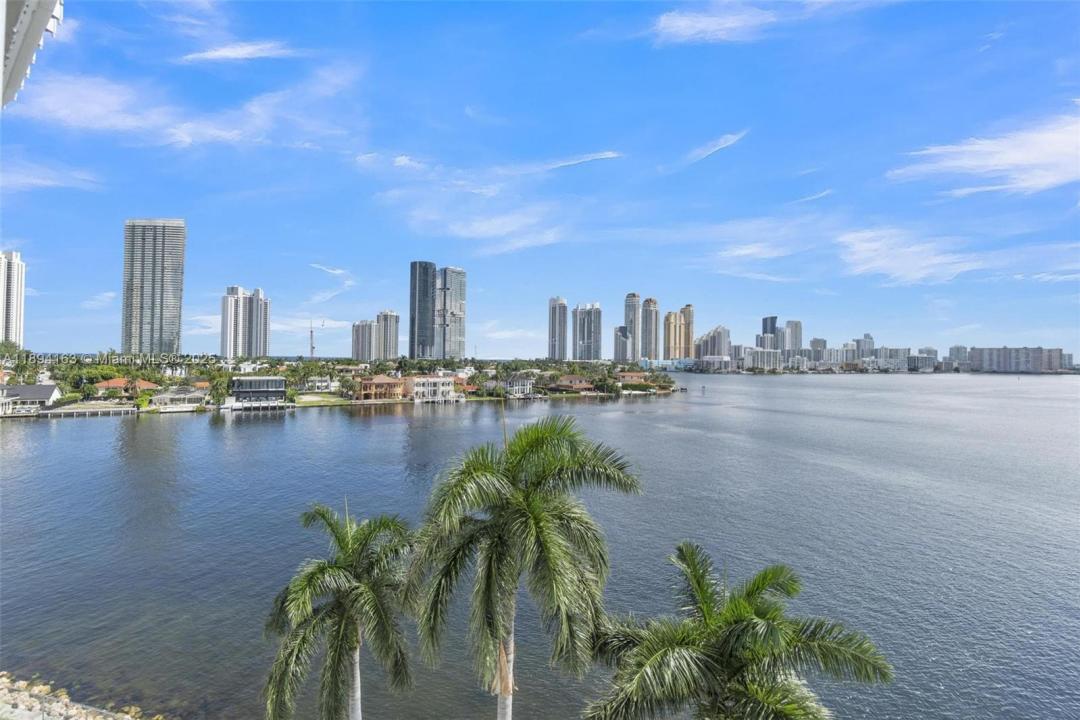 19101 NE 36th Ct 701, Aventura, Florida 33180