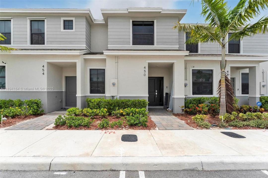 450 NE 13th St, Florida City, Florida 33034