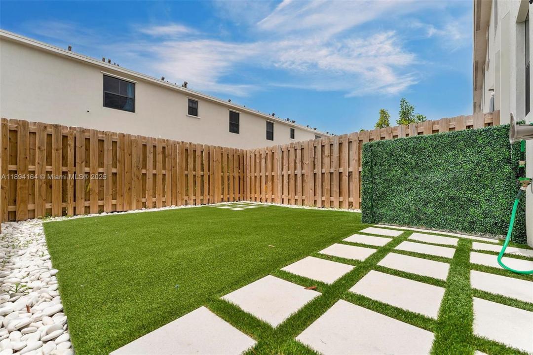 450 NE 13th St, Florida City, Florida 33034