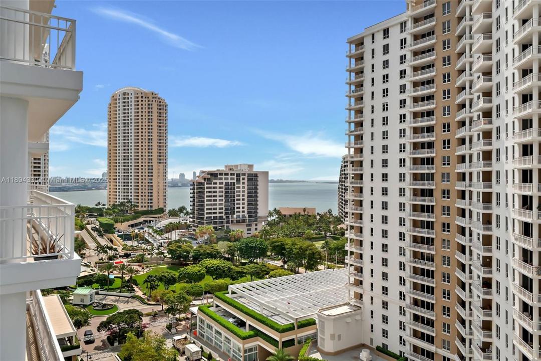 801 Brickell Key Blvd 1601, Miami, Florida 33131, Estados Unidos