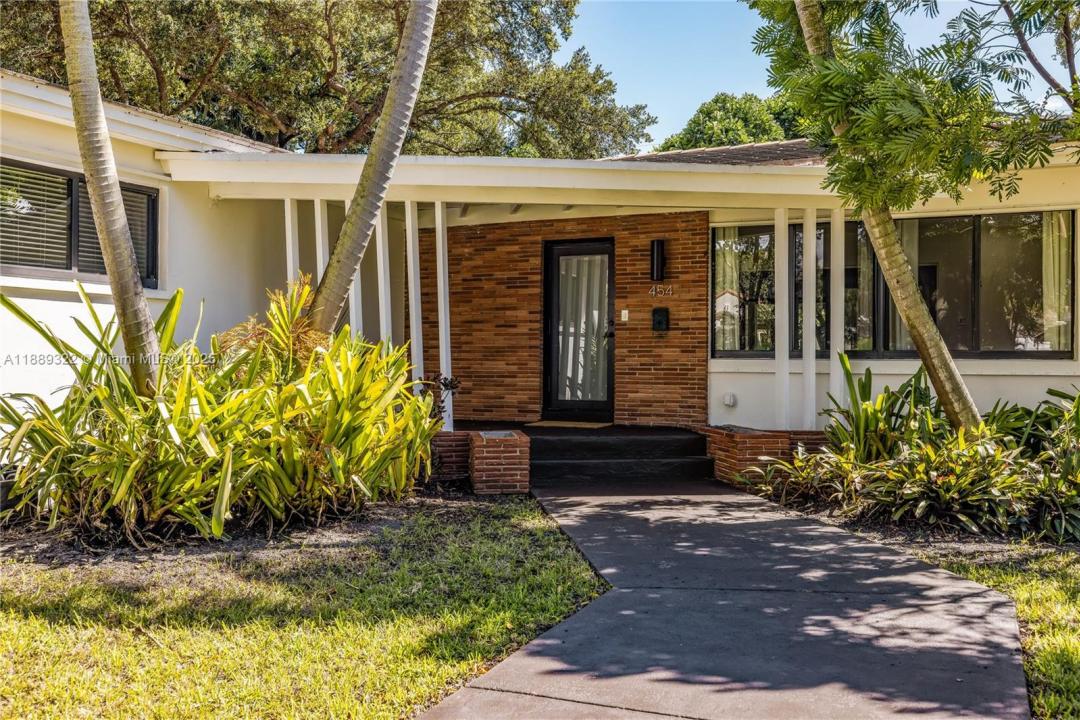 454 NE 93rd St, Miami Shores, Florida 33138