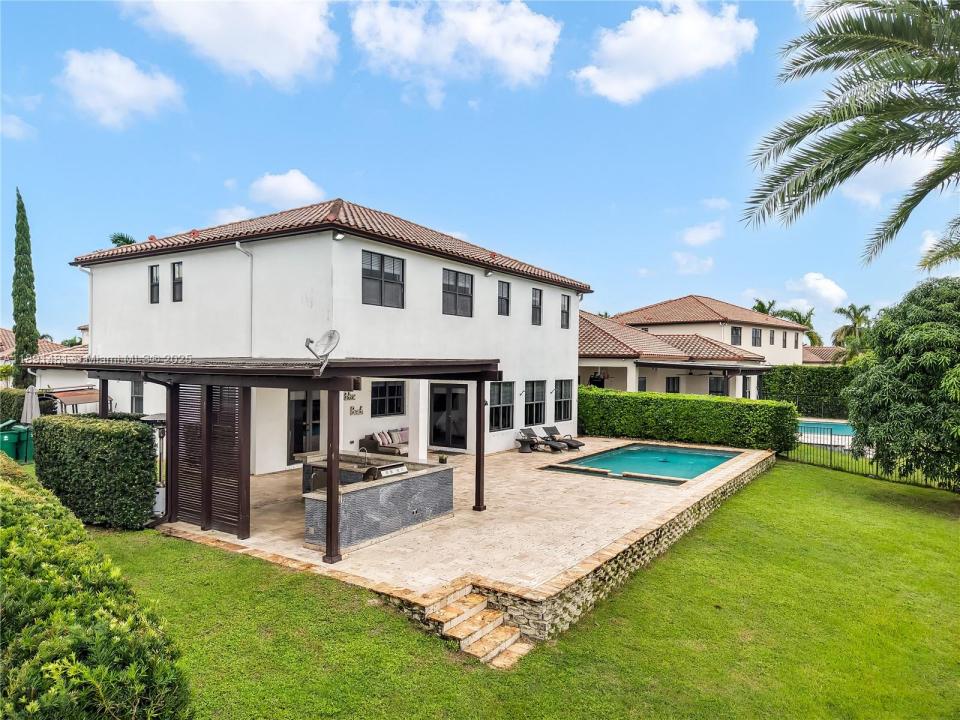 8320 NW 30th St, Cooper City, Florida 33024
