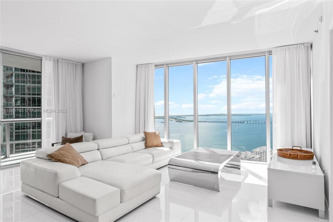 485 Brickell Ave 4410, Miami, Флорида 33131, Соединенные Штаты