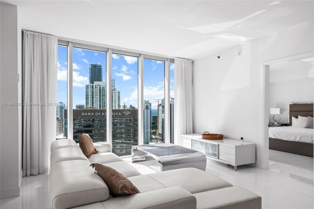 485 Brickell Ave 4410, Miami, Флорида 33131, Соединенные Штаты
