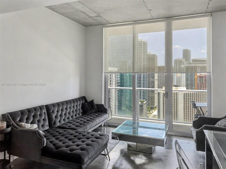 151 SE 1st St 3109, Miami, Florida 33131
