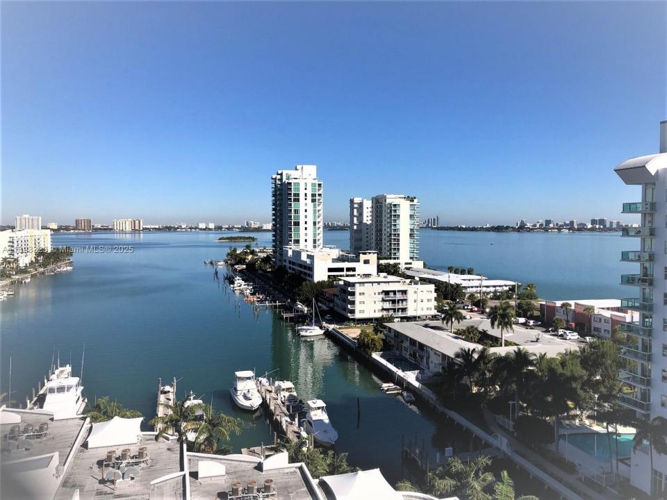7900 Harbor Island Dr 1103, North Bay Village, Flórida 33141, Estados Unidos