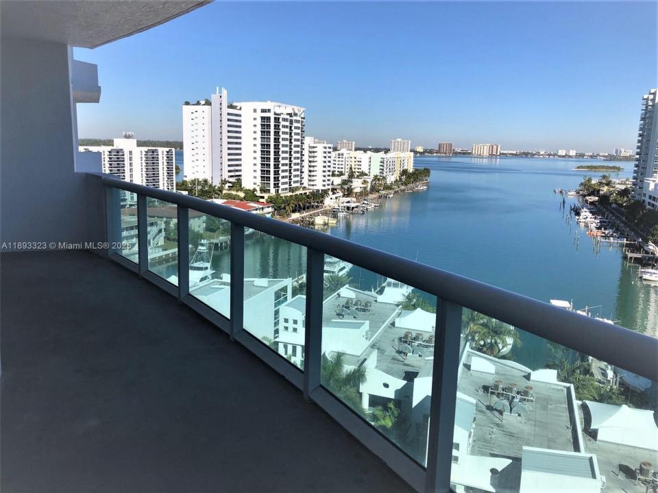 7900 Harbor Island Dr 1103, North Bay Village, Flórida 33141, Estados Unidos