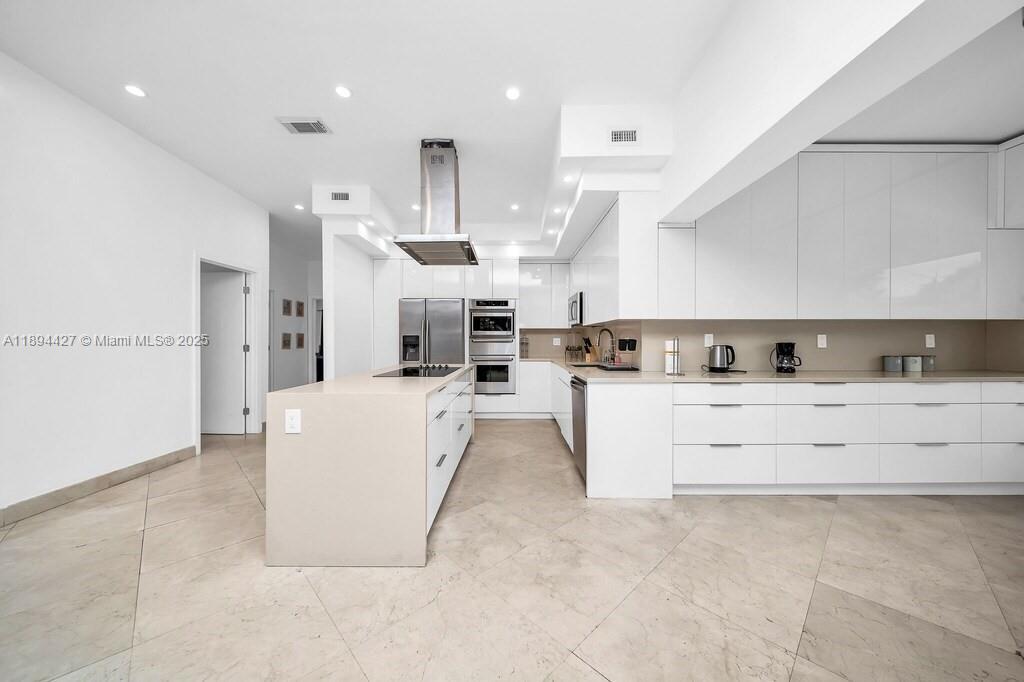 19900 NE 21st Ave, Miami, Flórida 33179, Estados Unidos