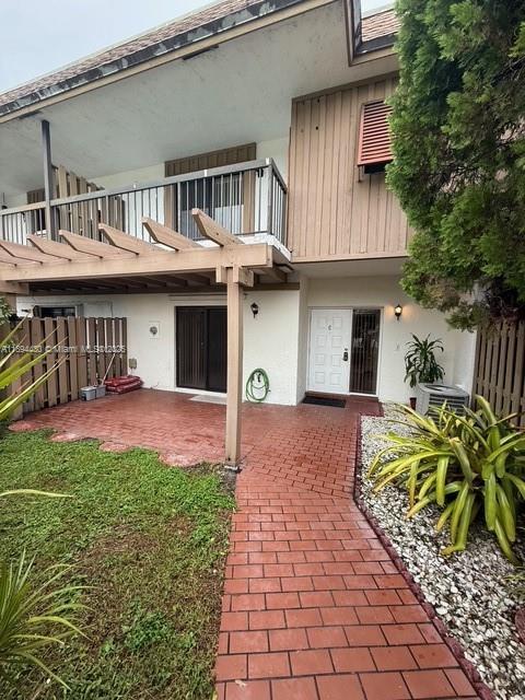 6845 NW 169th St 41C, Hialeah, Florida 33015
