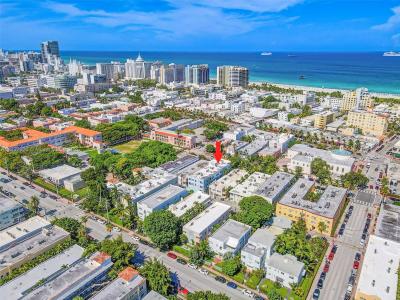 1342 Drexel Avenue 301, Miami Beach, Florida 33139, USA