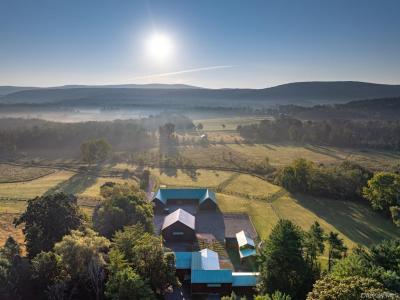 281 County Route 3, Ancram, New York 12503