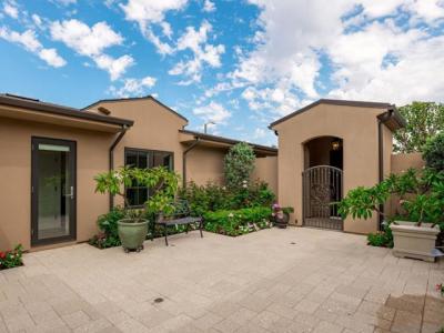 Tahiti Drive, Costa Mesa, Califórnia 92626, Estados Unidos