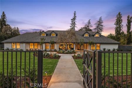 W Palo Alto, Fresno, California 93711