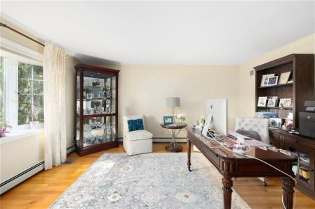 8 Princess Pine Road, Lincoln, Rhode Island 02865, Estados Unidos