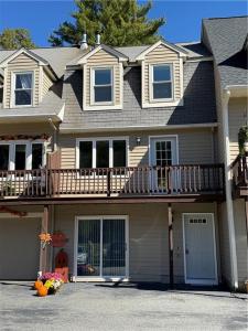 22 Sanwood Drive, Burrillville, RI 02830, USA