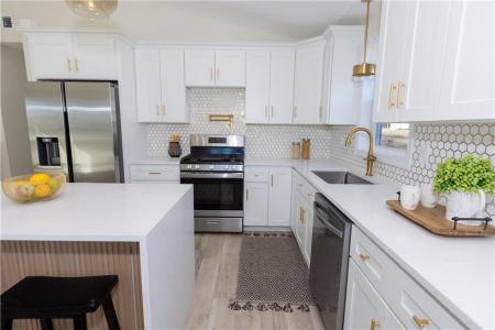 50 Rosemont Avenue, Johnston, Rhode Island 02919, USA