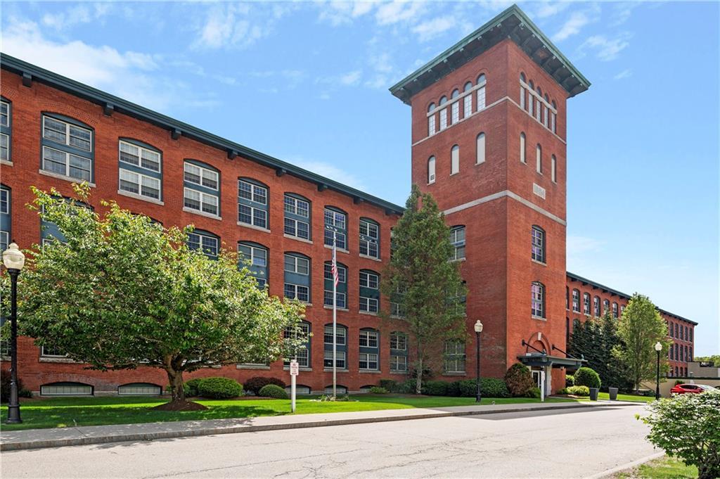 1 Tupperware Drive 108, North Smithfield, Rhode Island 02896, États-Unis