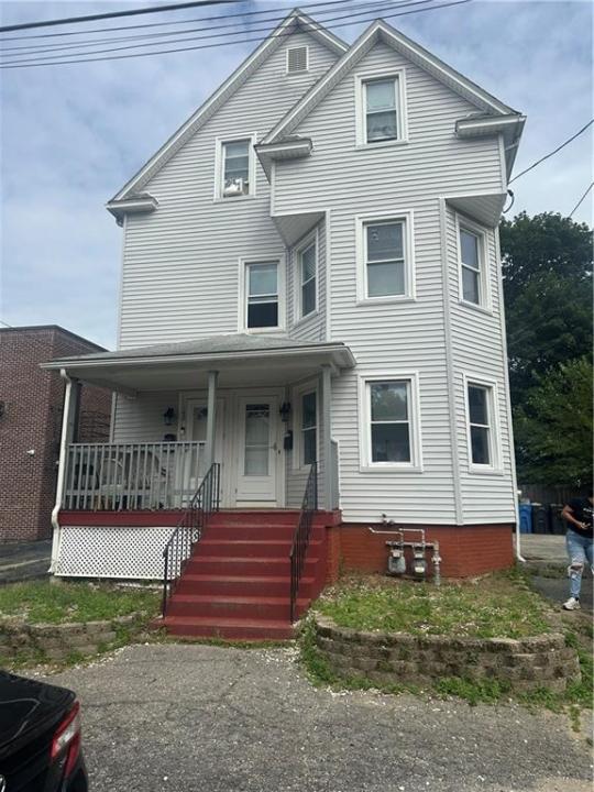 142 Orchard Street, Cranston, Rhode Island 02910, Estados Unidos