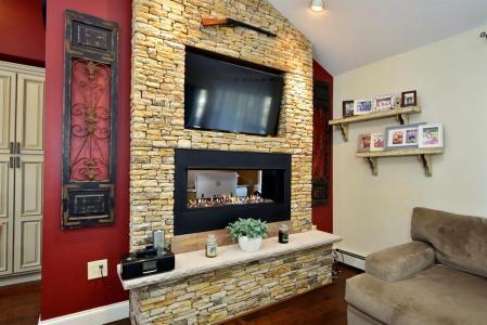 62 Reposa Square, Portsmouth, Rhode Island 02871