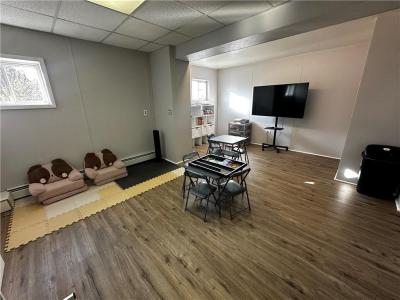 1542 Main Street, West Warwick, RI 02893, USA