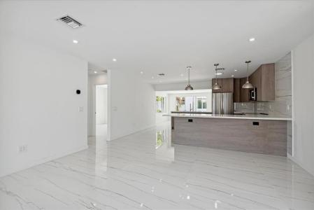 2201-1 NE 9th Ave 1, Wilton Manors, Florida 33305