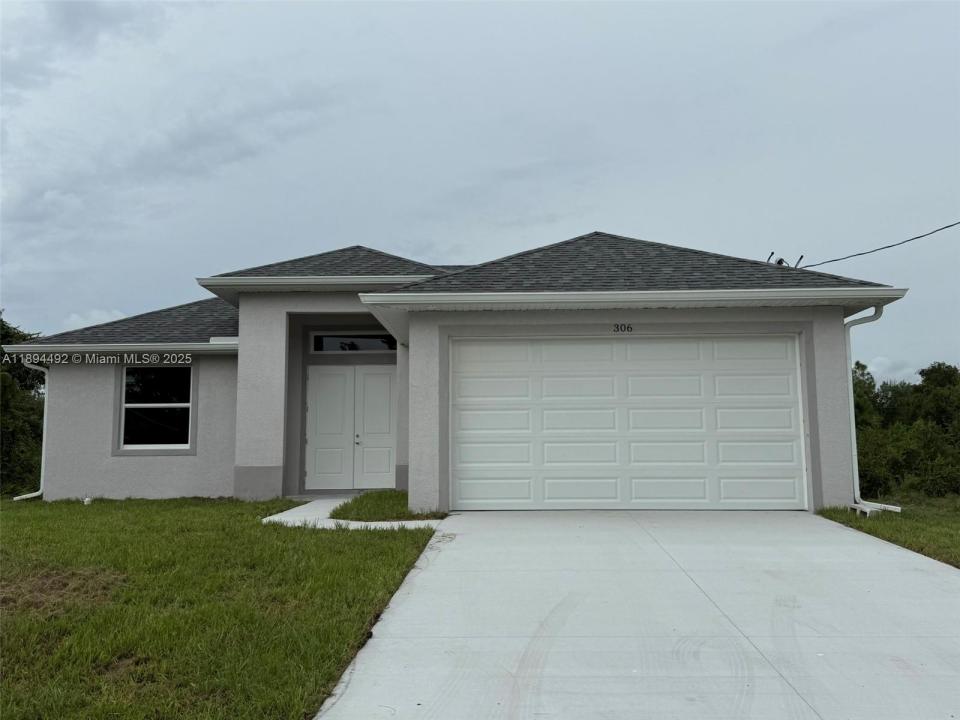 306 Lenz Ave S, Lehigh Acres, Florida 33974