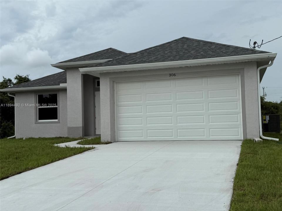 306 Lenz Ave S, Lehigh Acres, Florida 33974