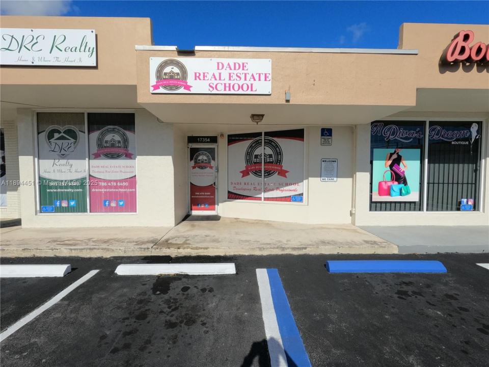 17354 S Dixie Hwy, Palmetto Bay, Florida 33157