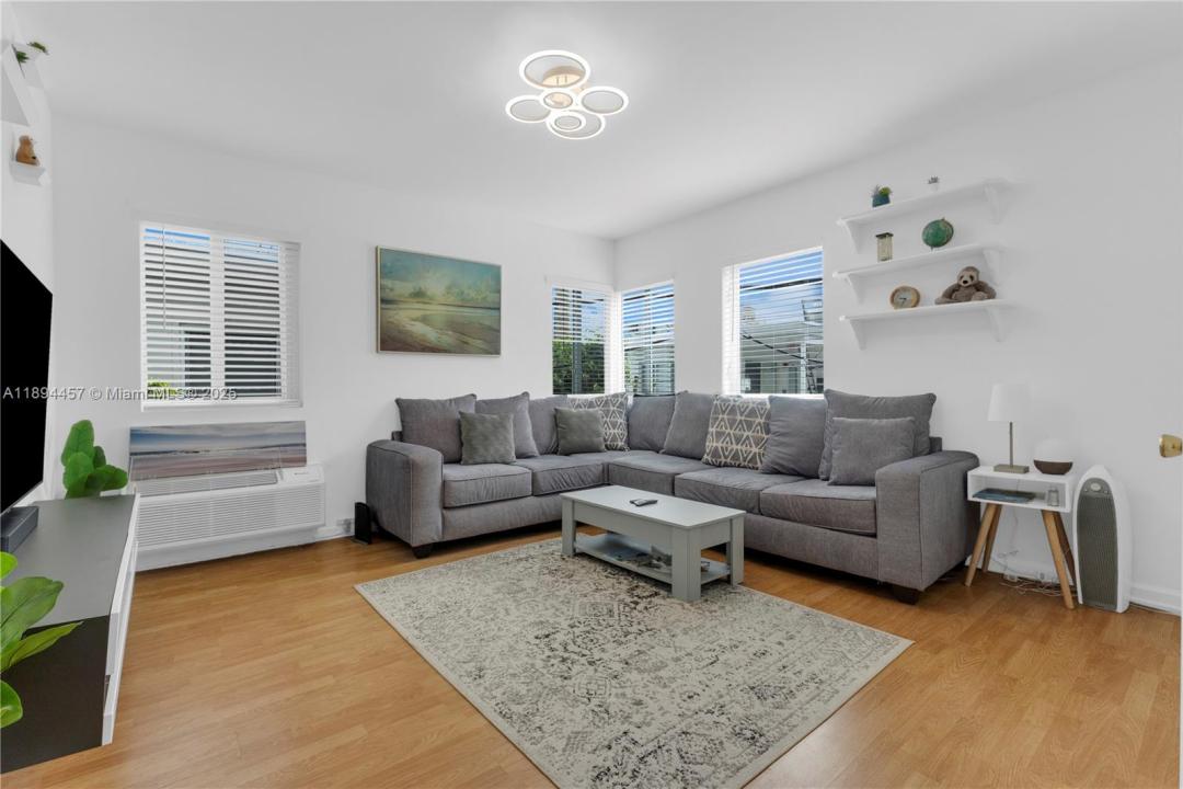 1027 S Euclid Ave 12, Miami Beach, Florida 33139, Estados Unidos