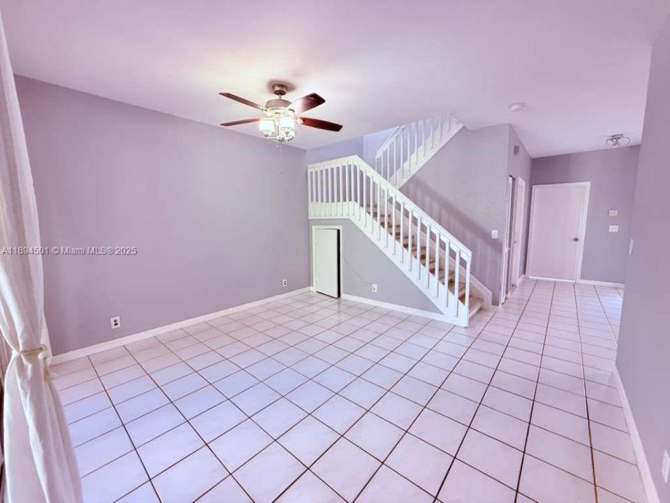 16839 SW 1st Mnr -, Pembroke Pines, فلوريدا 33027, الولايات المتحدة