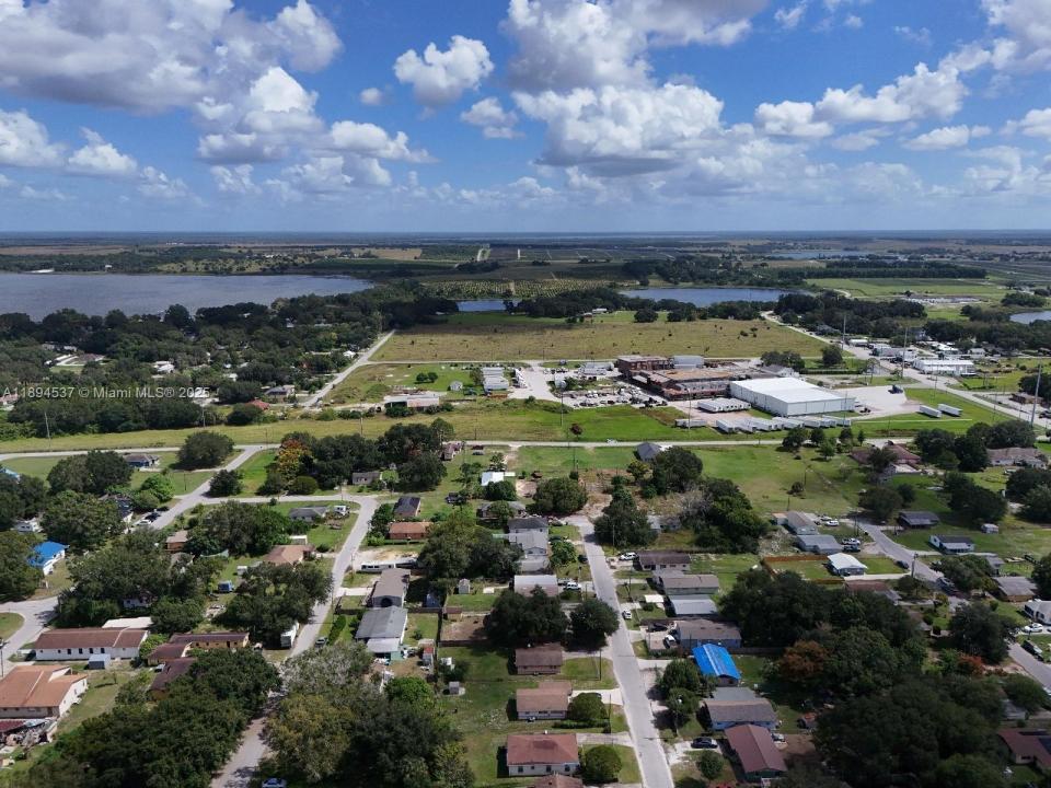 219 SHEILA LANE, Lake Wales, Florida 33859, Estados Unidos