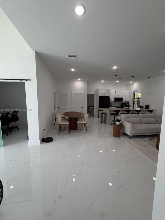1914 Sunniland Blvd, Lehigh Acres, Florida 33971