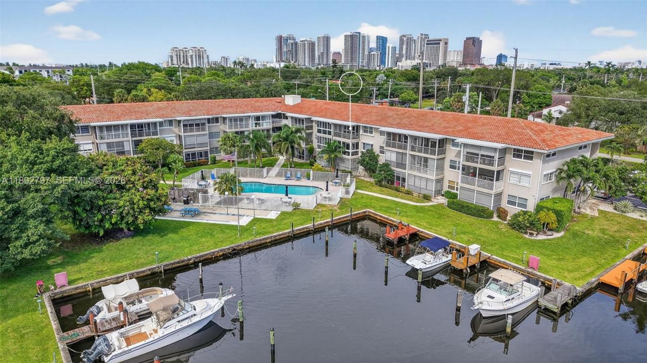 900 SW 12th St 305, Fort Lauderdale, Флорида 33315, Соединенные Штаты