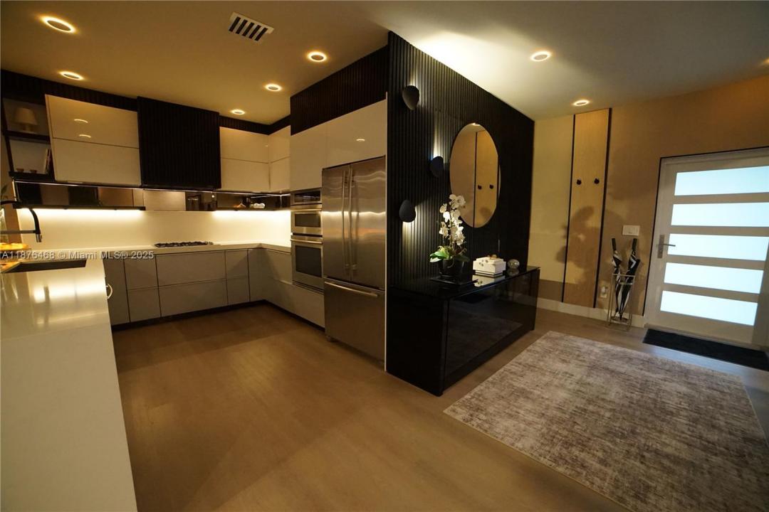 7700 Coquina Dr, North Bay Village, Florida 33141