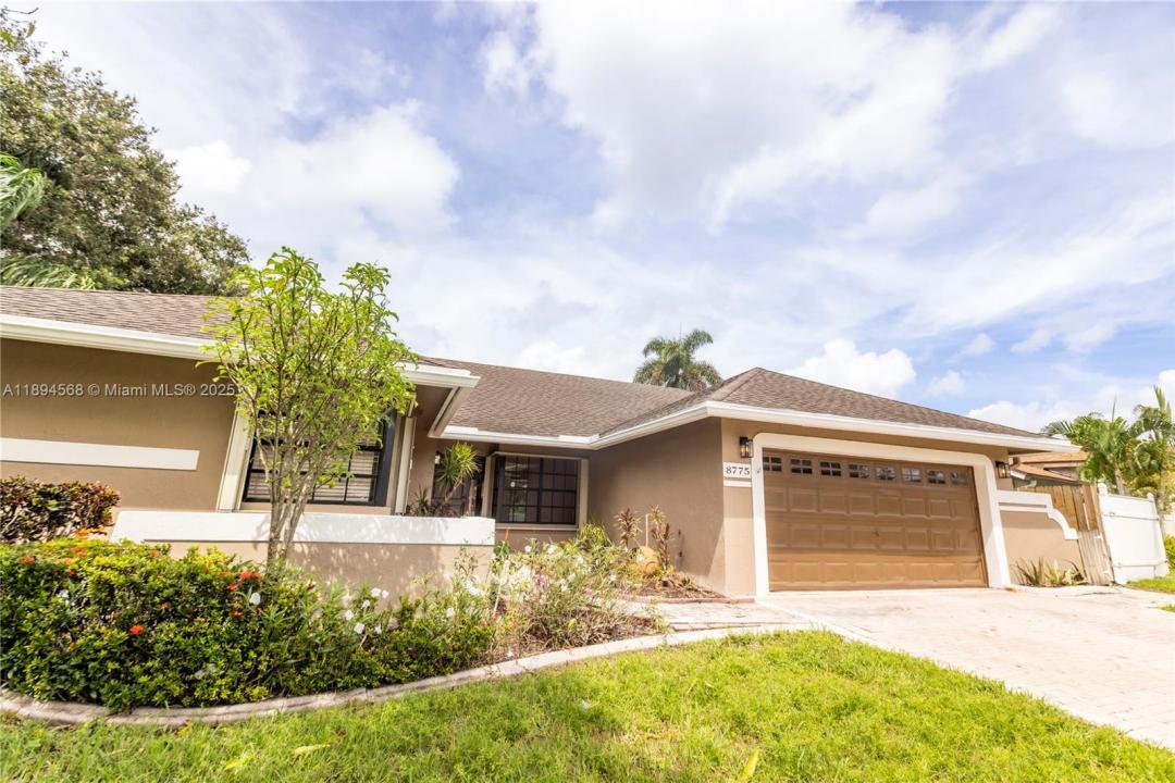 8775 SW 57th St, Cooper City, Florida 33328