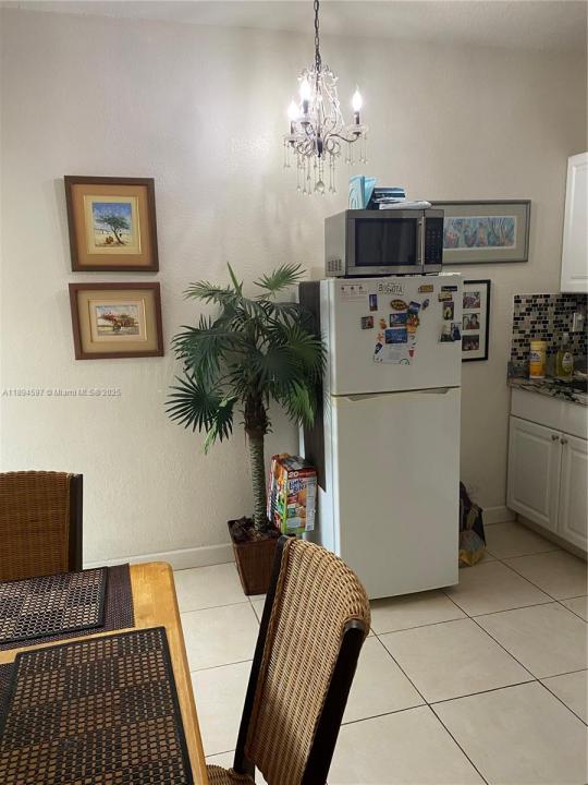 14675 SW 22nd St 14675, Miami, Флорида 33175, Соединенные Штаты