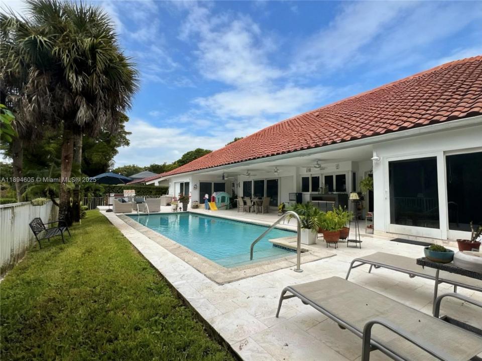 4934 NW 94th Doral Pl, Doral, 佛罗里达州 33178, 美国