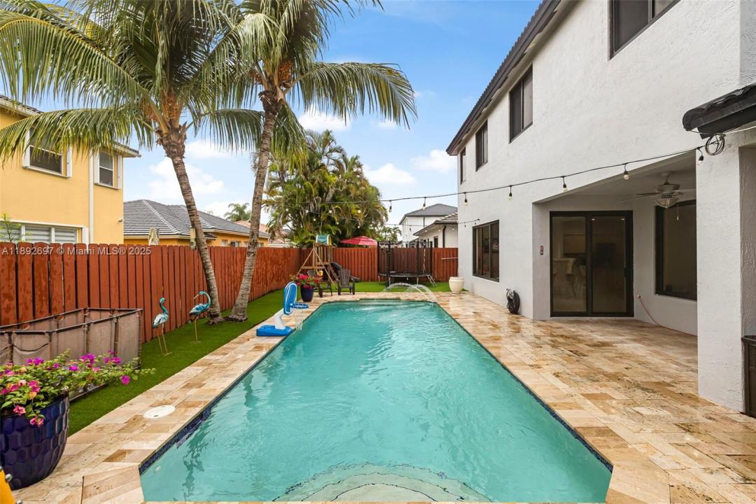 15987 SW 141st St, Miami, פלורידה 33196, ארצות הברית של אמריקה 