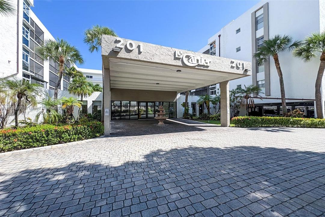 201 178th Dr 537, Sunny Isles Beach, Florida 33160