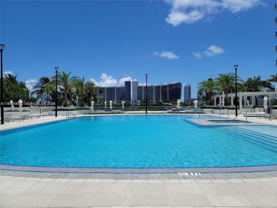 3201 NE 183rd St 2508, Aventura, Florida 33160, Stati Uniti