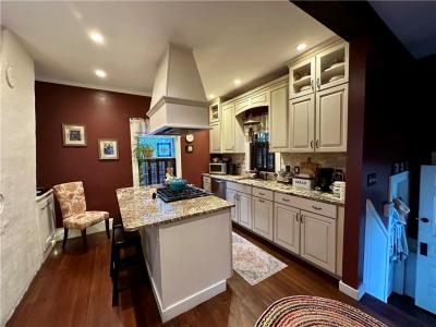 172 Bluff Avenue, Cranston, Rhode Island 02905, États-Unis
