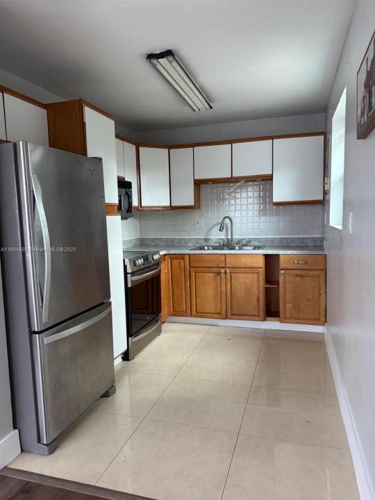 830 NE 58th Ct, Oakland Park, Florida 33334, HOA KỲ