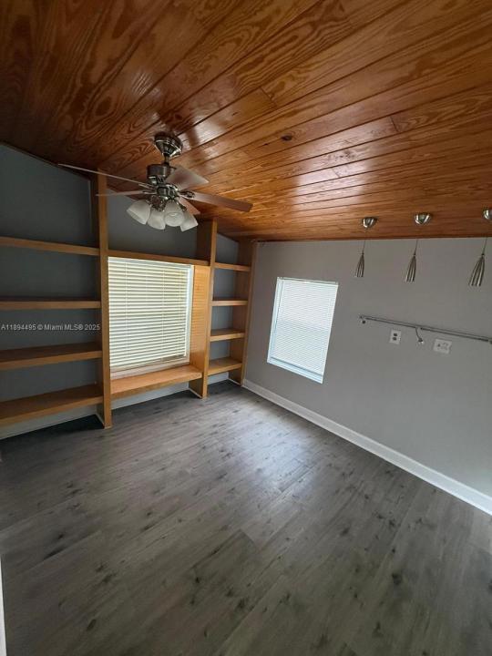 830 NE 58th Ct, Oakland Park, Florida 33334, HOA KỲ