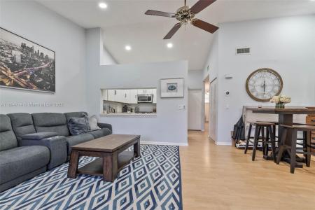 306 Republic Ct 306, Deerfield Beach, Florida 33442, USA