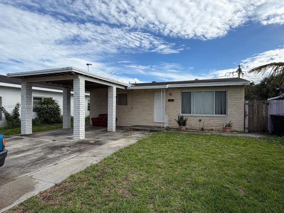 1715 Sunset Ave, Lake Worth, Florida 33460