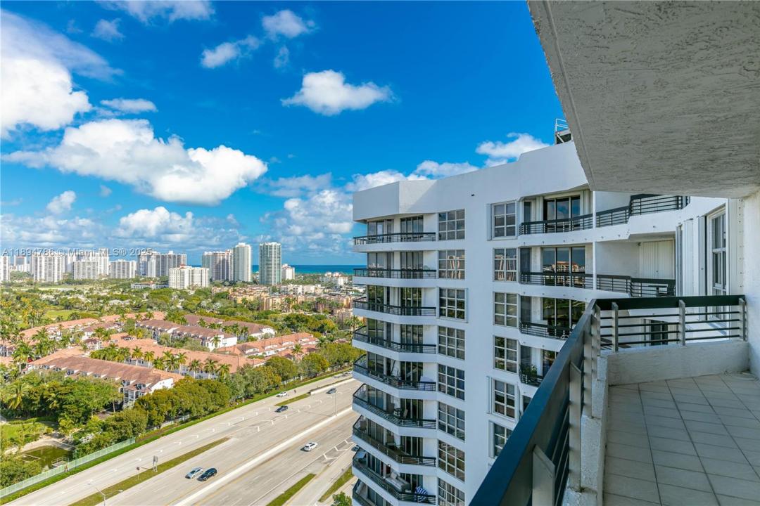 3400 NE 192nd St LPH5, Aventura, Флорида 33180, Соединенные Штаты