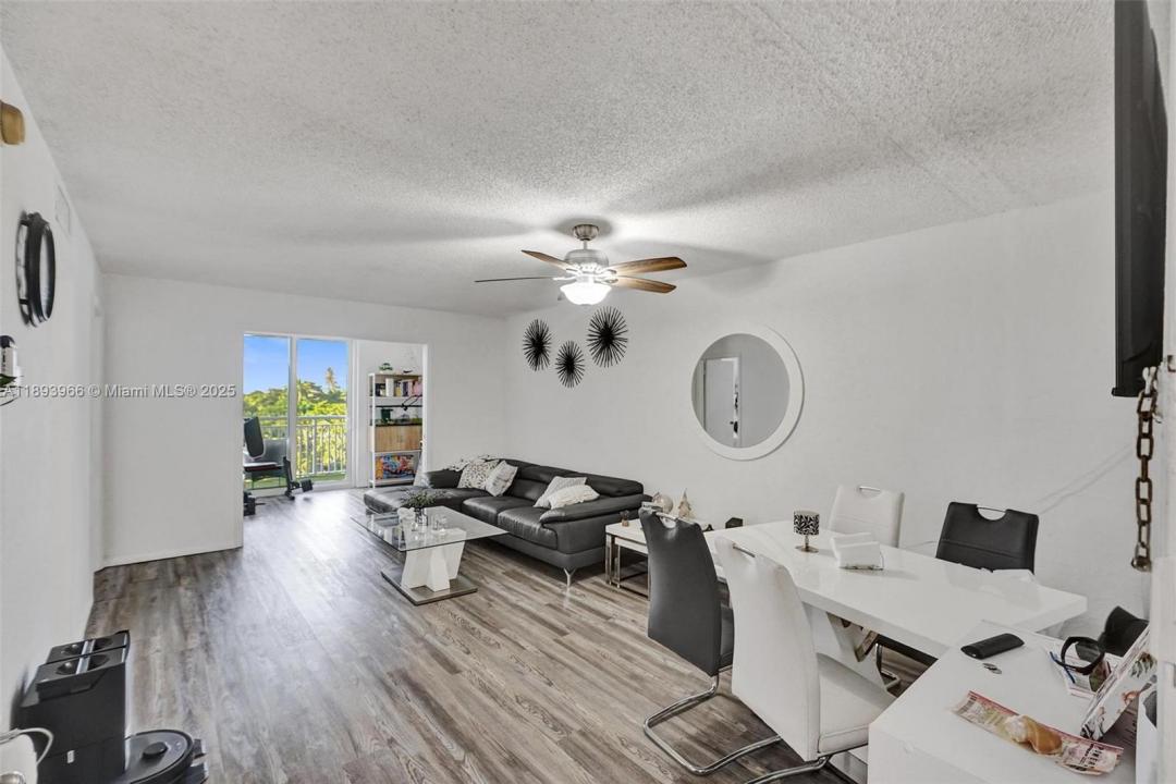1251 NE 108th St 610, Miami, Florida 33161