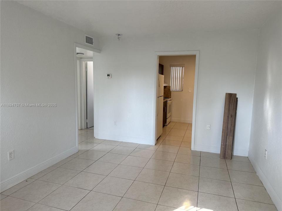 1851 Ali Baba Ave 4, Opa-Locka, Florida 33054