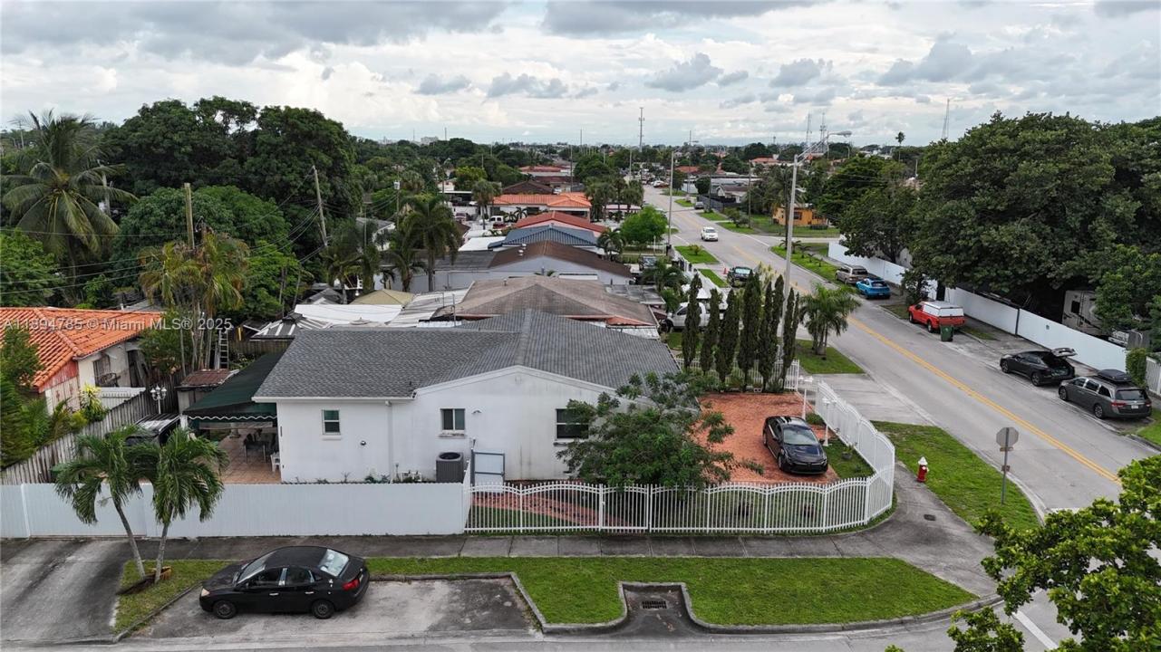 3495 W 2nd Ave, Hialeah, Флорида 33012, Соединенные Штаты